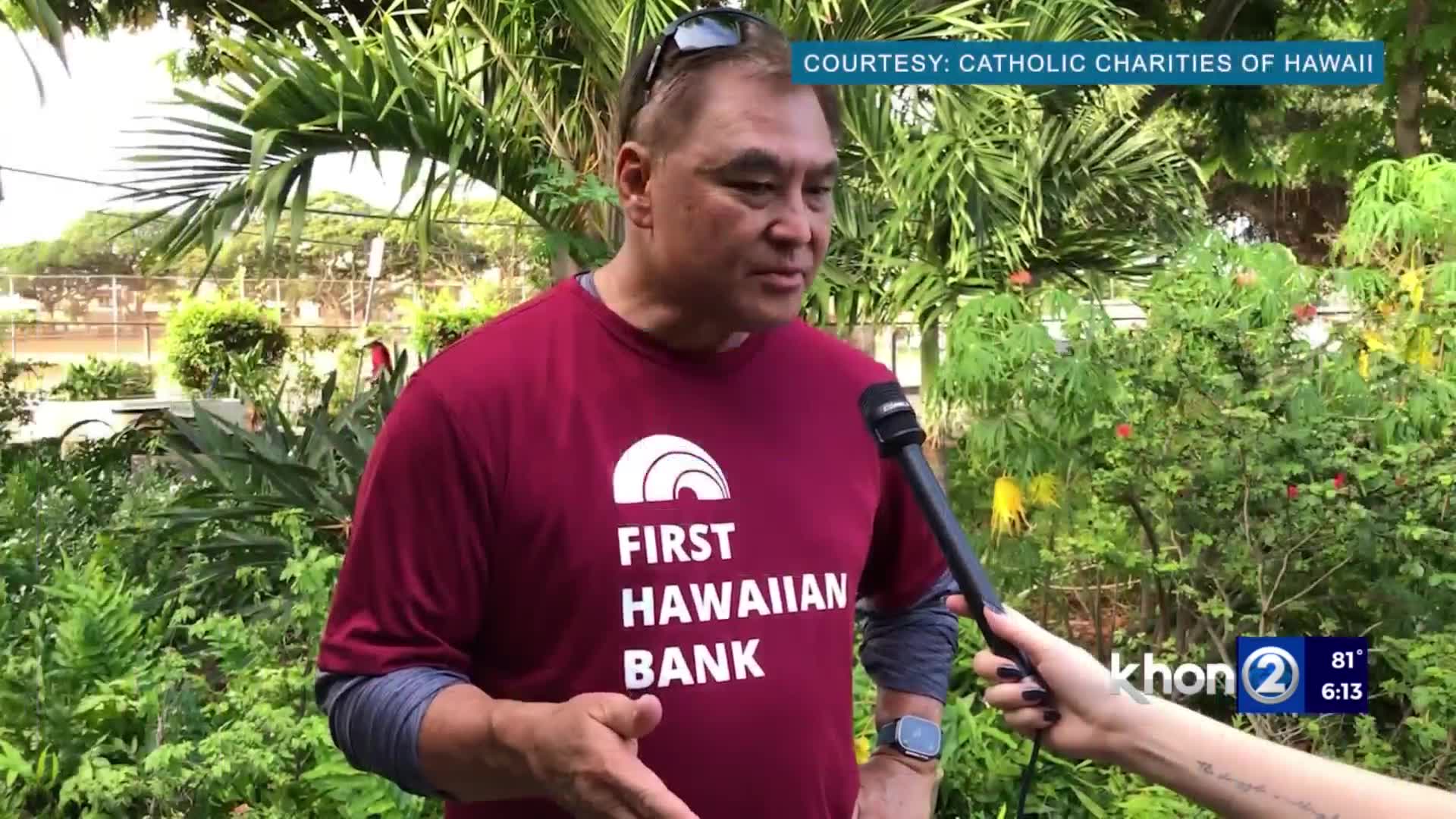 Volunteers work to refresh the Lanakila Multi-Purpose Senior Center - KHON2