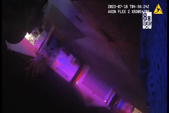 Las Vegas police videos show raid in Tupac murder investigation (1) – KLAS