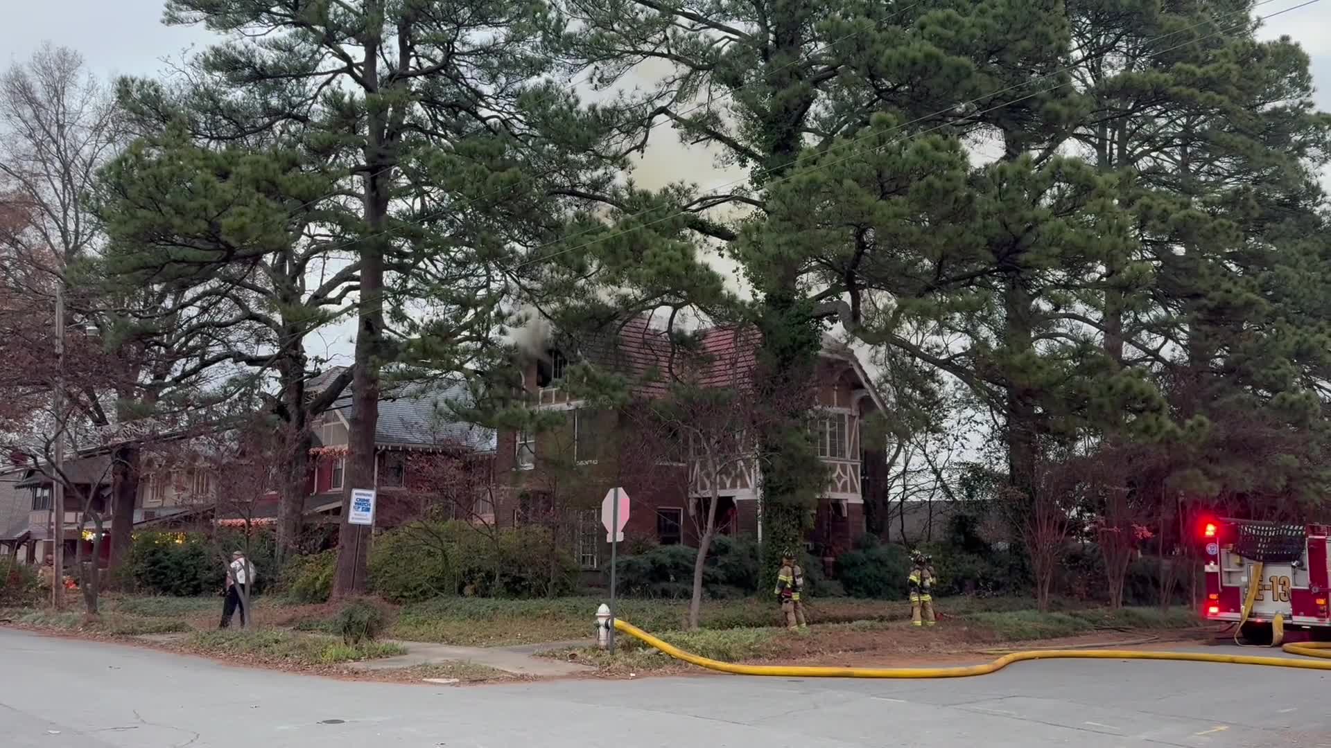 Crews respond to fire at historic home in Little Rock – KLRT – FOX16.com