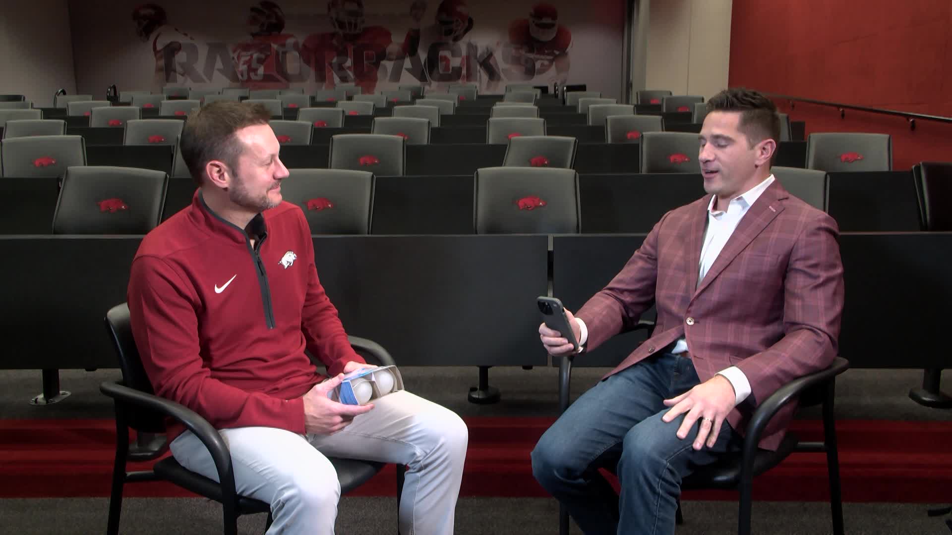 1-on-1 with Razorbacks head coach Ryan Silverfield – KNWA FOX24