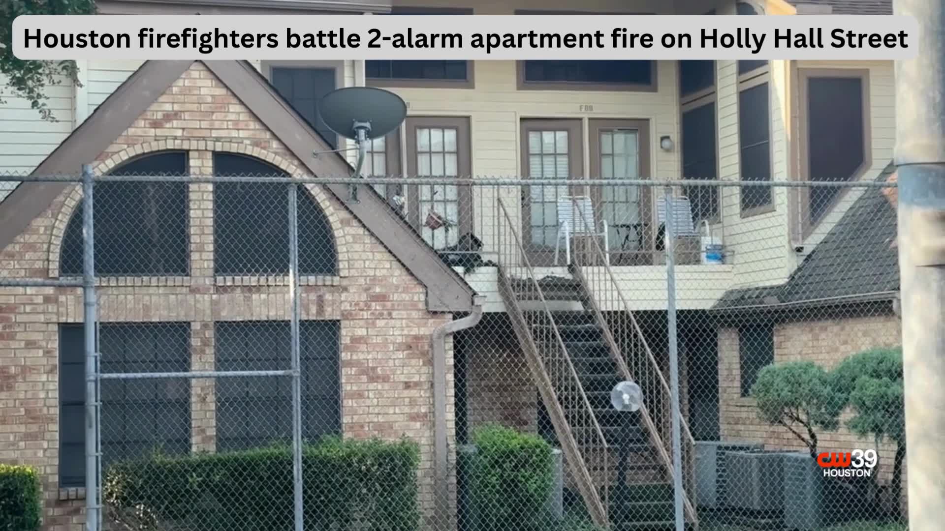HFD battles 2-alarm apartment fire in SEH – CW39 Houston