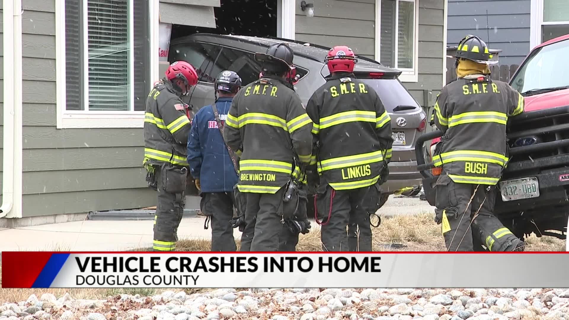 Vehicle smashes into house in Douglas County – FOX31 Denver